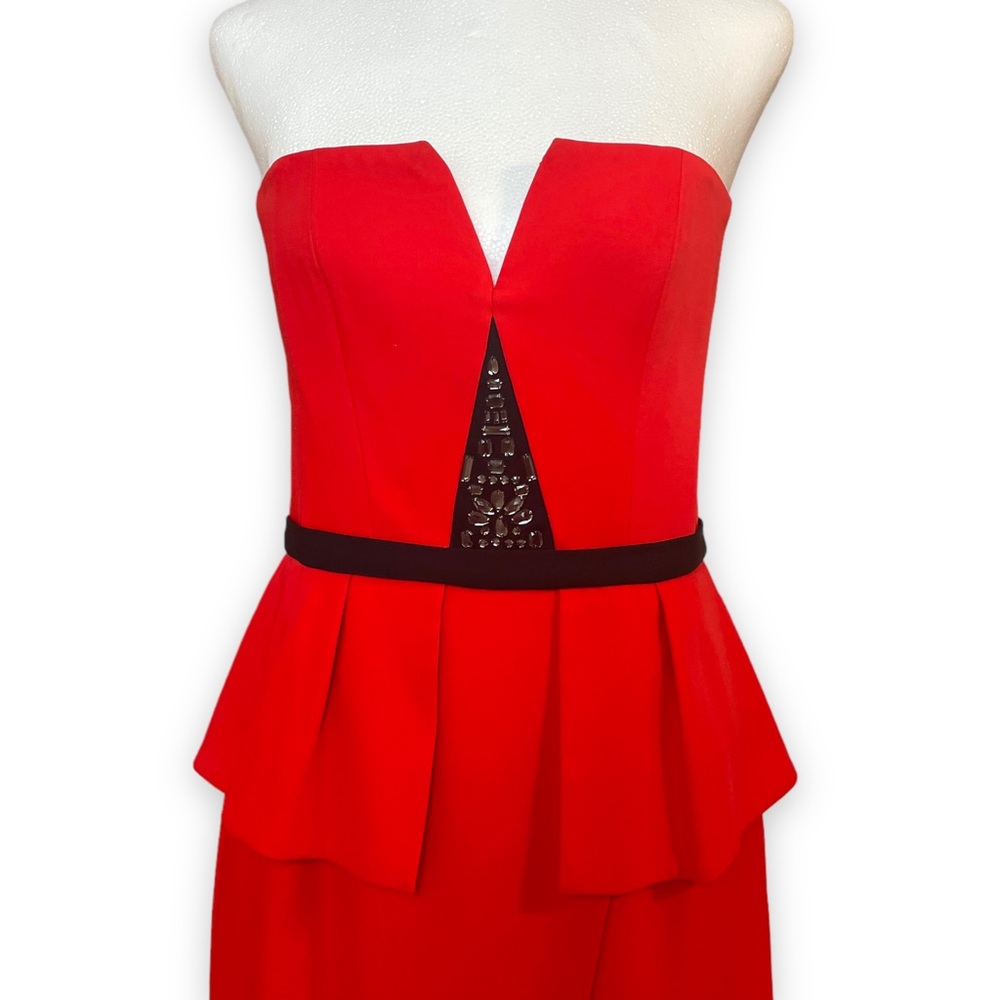 BCBGMaxazria Caitlyn Strapless Embellished Bodice Peplum Gown Mini size 10